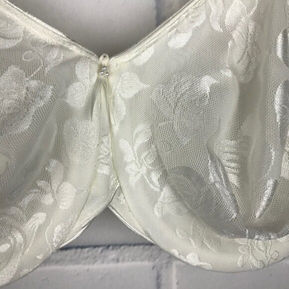 NEW Wacoal Awareness Full Figure Underwire Bra - Picture 2 of 7